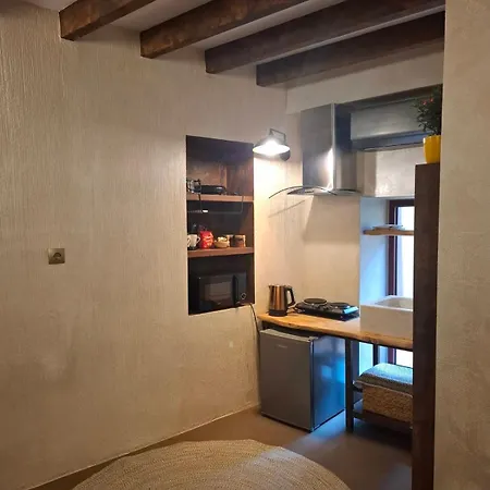 Evanthia Maisonette * Χαλκίδα